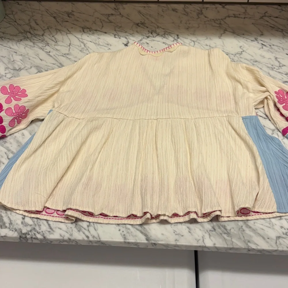 THML Cream Tunic with Pink and Blue Accent - Picture 6 of 6
